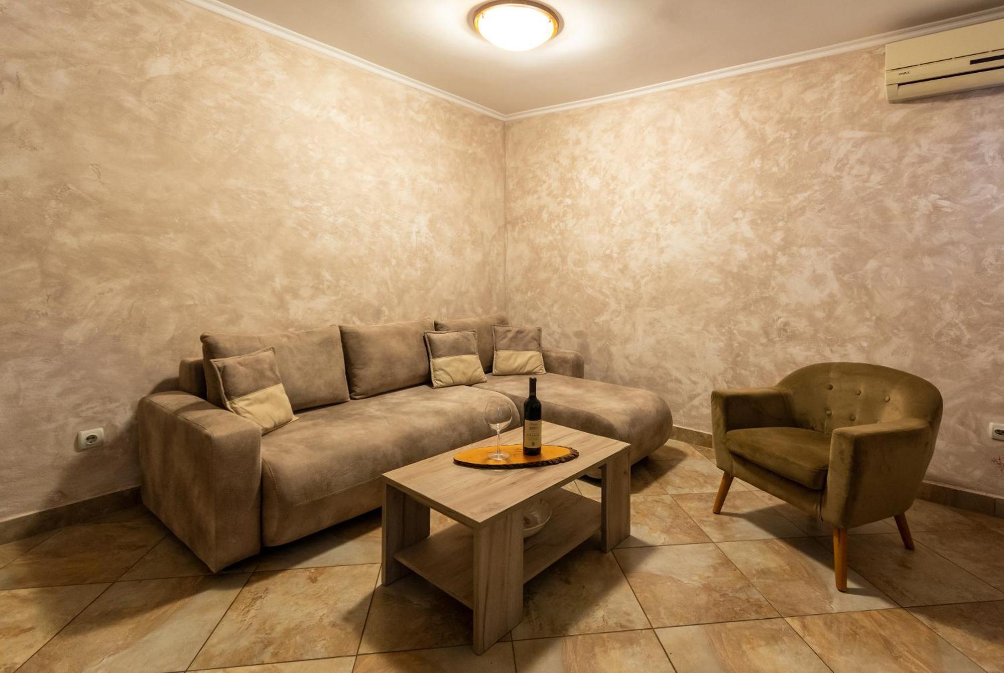 Sea Pearl Apartments Рафаиловичи Экстерьер фото